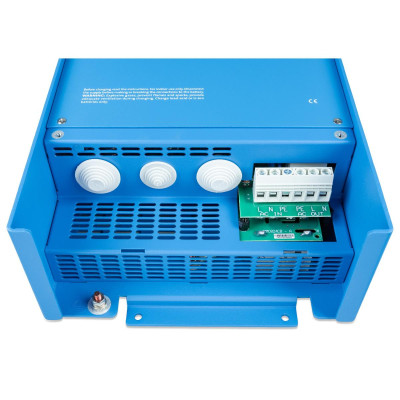 Měnič/nabíječ Victron Energy MultiPlus C 12V/800VA/35A-16A