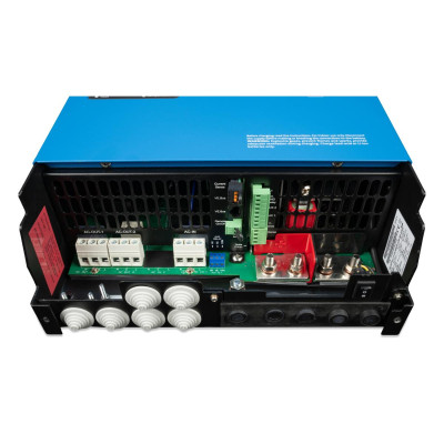 Měnič/nabíječ Victron Energy MultiPlus-II 24V/5000VA/120A-50A